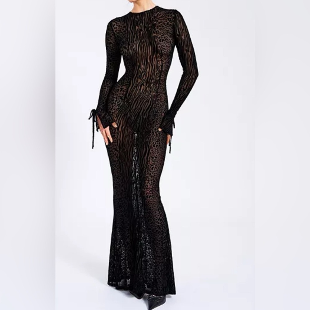 Miss Circle Black Patterned Dress